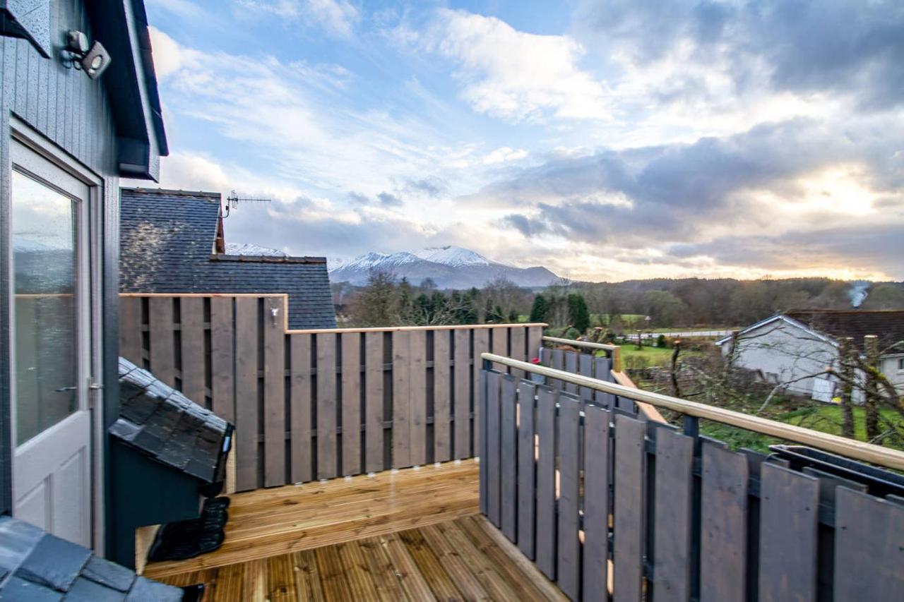 Allt Mor Rentals - Chalet With Hot Tub, And Studio Apartment No Hot Tub Roybridge Kültér fotó