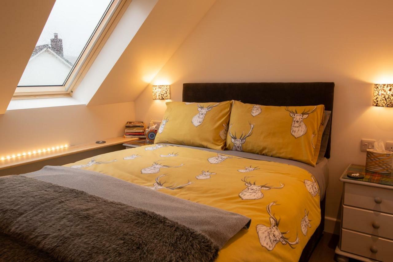 Allt Mor Rentals - Chalet With Hot Tub, And Studio Apartment No Hot Tub Roybridge Kültér fotó